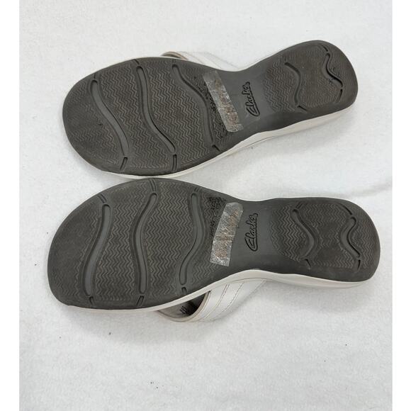 Clark's faux leather flip flops women's size 9 white adjustable - Picture 5 of 6